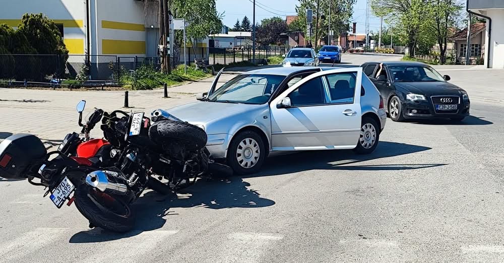 Bósnia Herzegovina, Avaz, Croata