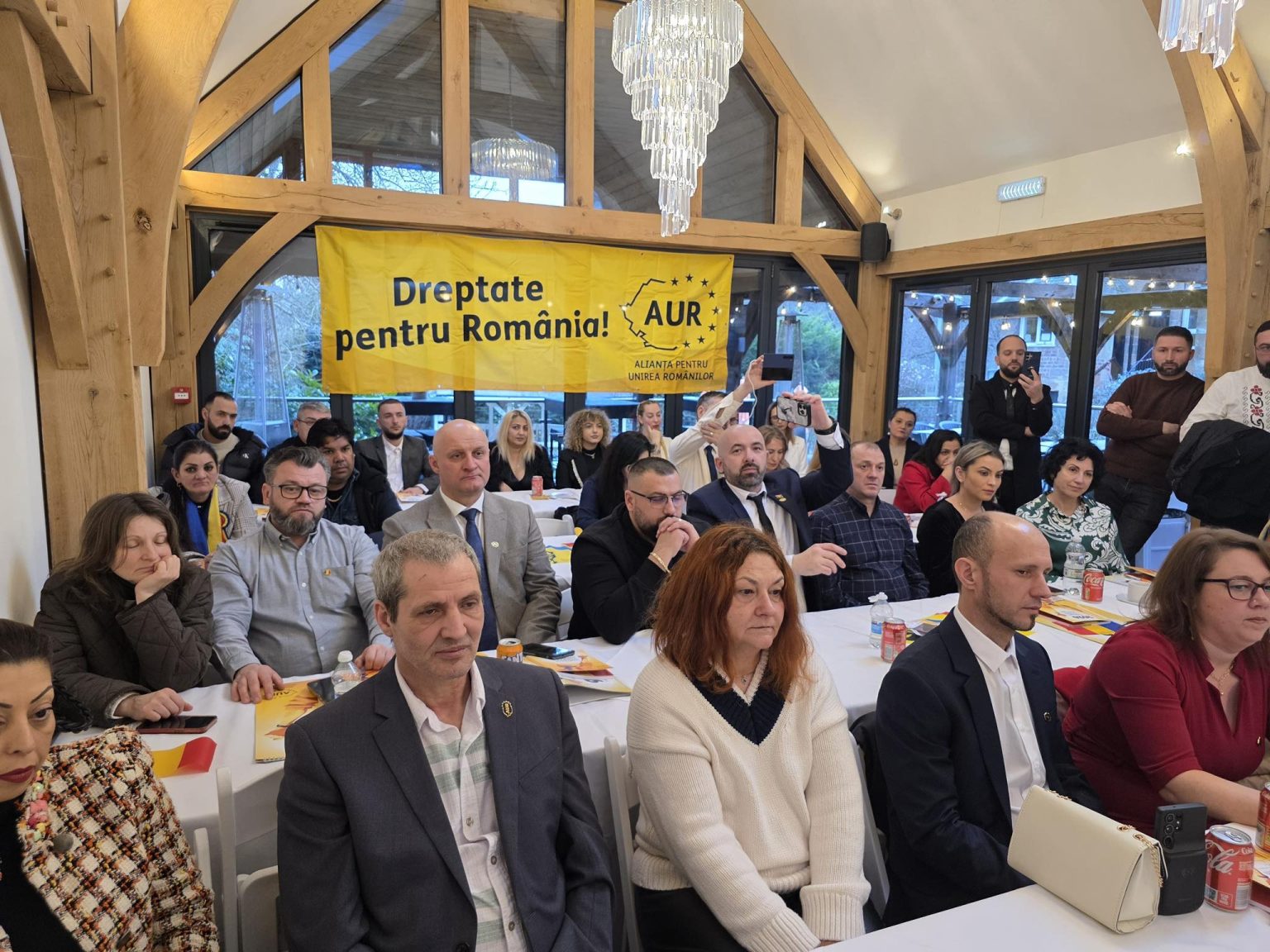 Romênia, Cotidianul, Romeno