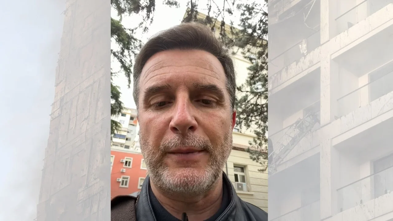 Albânia, Shekulli, Albanês