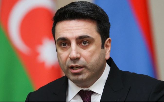 Armênia, Asbarez, Armenio