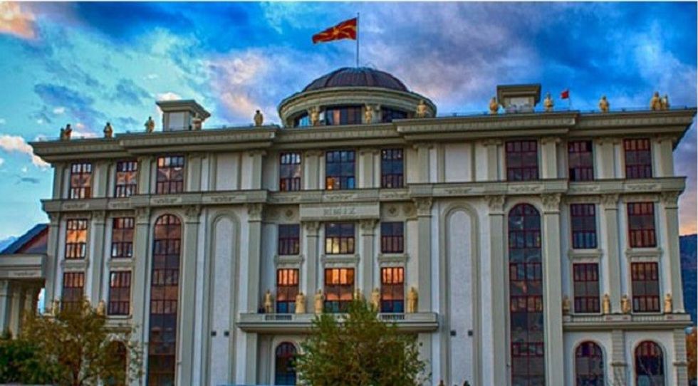 Albânia, 24 Ore, Albanês MPJ e Maqedonisë: Dënojmë djegien e automjeteve të Ambasadës bullgare në Shkup, kërkojmë hetim të shpejtë
