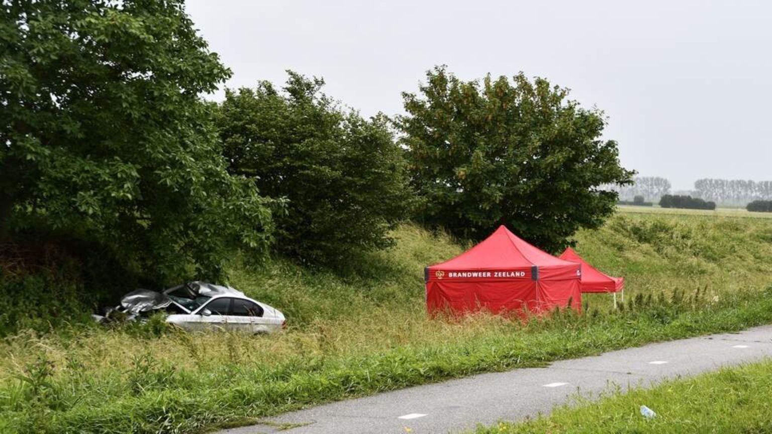 Holanda, De Telegraaf, Holandês  19-jarige man die werd opgepakt na tragedie tijden schoolkamp Zeeland is bestuurder van de auto