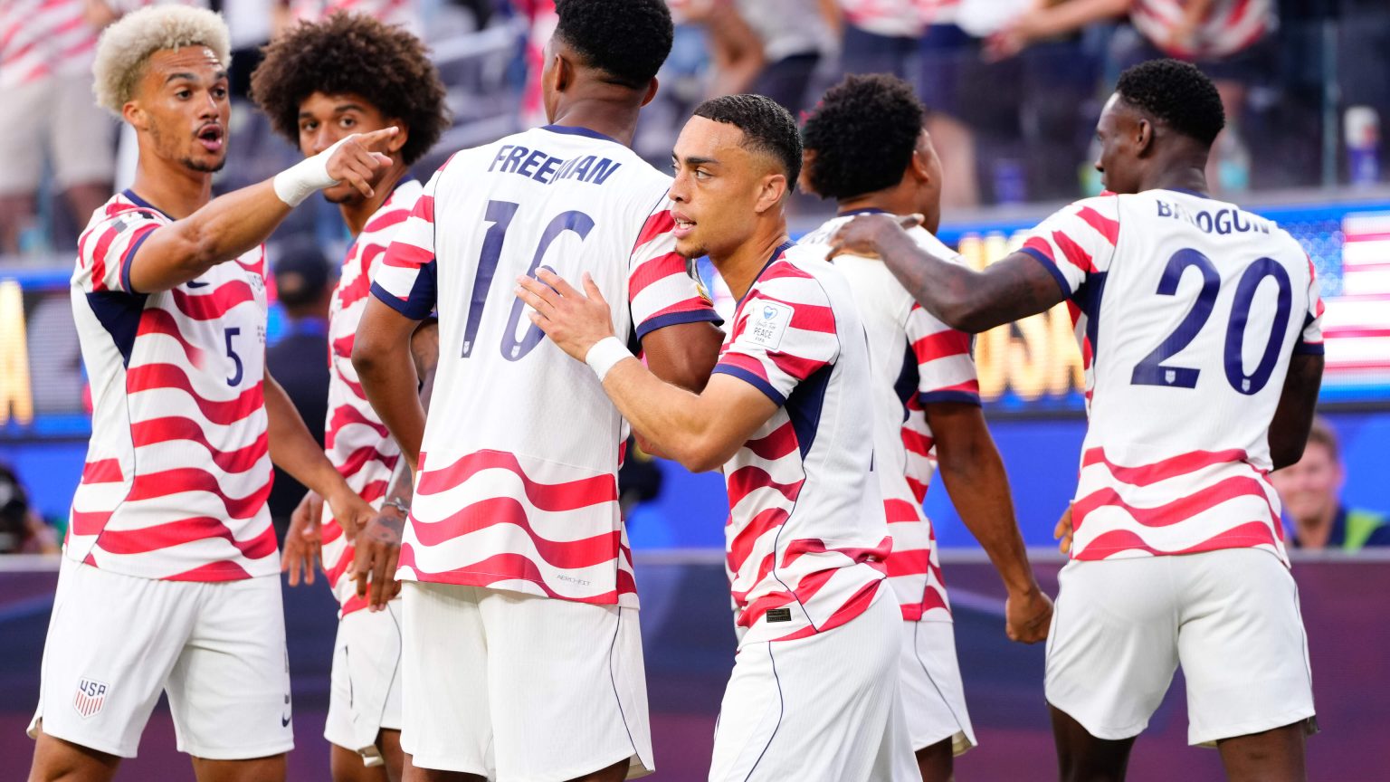 Holanda, De Telegraaf, Holandês  LIVE WK 2026 |  Verenigde Staten met PSV’er Sergino Dest op rozen tegen zwak Paraguay