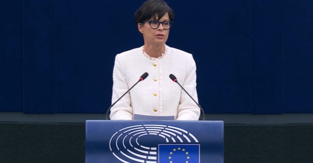 Bósnia Herzegovina, Avaz, Croata