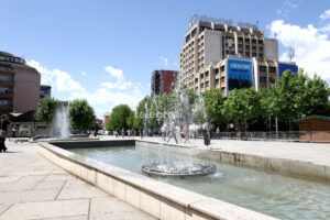 Albânia, 24 Ore, Albanês Fillim i ngrohtë i javës në Kosovë, ndryshim i motit nga e enjtja – 24 ore