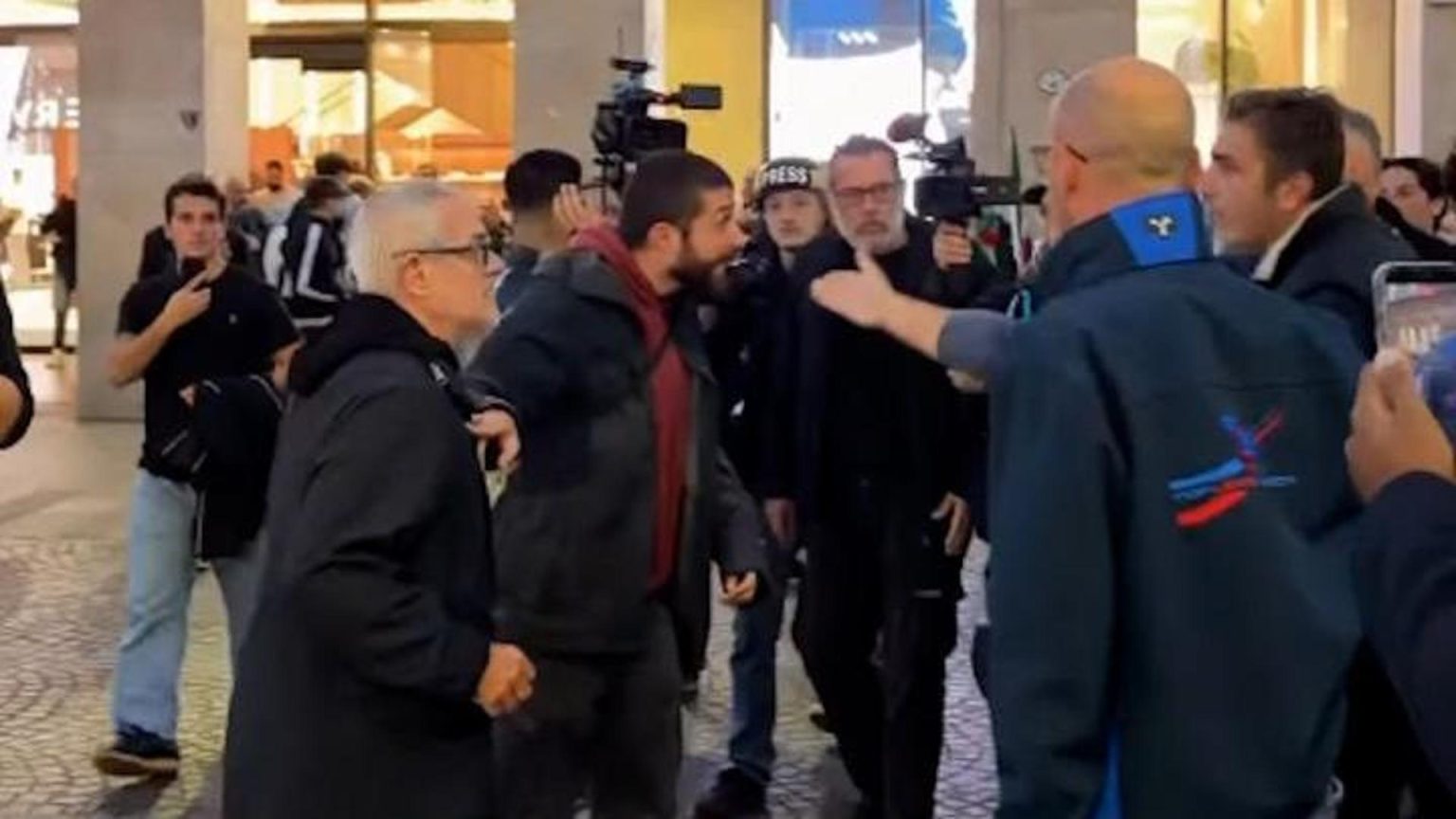 Itália, La Stampa, Italiano
