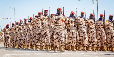 1775088313_Defile-de-soldats-tchadiens-2-1024x683-1.jpg