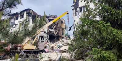 2026-05-22t145330z-1488649606-rc2eelampu1w-rtrmadp-3-ukraine-crisis-luhansk-attack_jpg.jpg