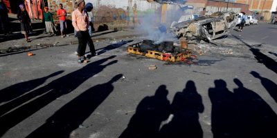 77083024_6.jpg