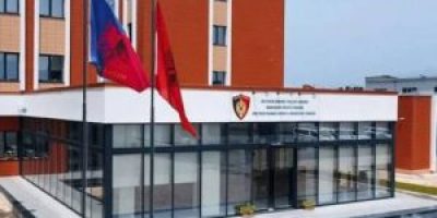 900-0-1787501598xshkoder-policiaaa-913-300x217.jpg