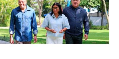 AZUL-CHAVISTA.jpg