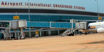 Aeroport-de-Lome.jpg