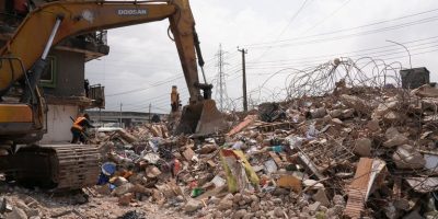 Centre-commercial-collapses.jpg