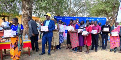 Different-stakeholders-hand-over-mama-kits-to-expectant-mothers-scaled.jpeg
