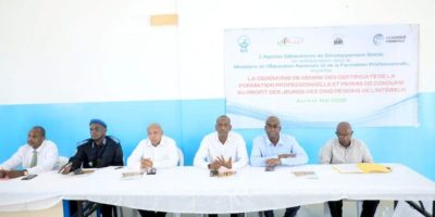 Former-qualifier-inserer-le-pari-reussi-de-la-jeunesse-du-Nord-2-696x437.jpg