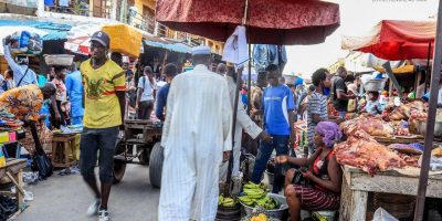 Grand-marche-de-Lome-1.jpg