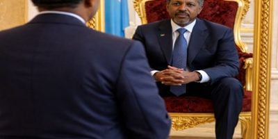 Hassan-Sheikh-Illusion-in-a-throne.jpg