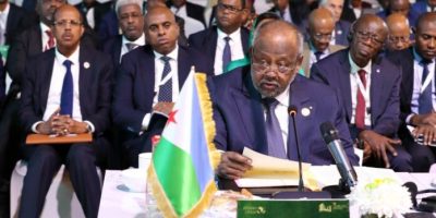 Le-President-Guelleh-appelle-de-ses-voeux-a-la-poursuite-des-reformes-2-696x452.jpg