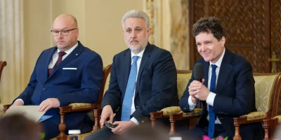 Marius-Lazurca-si-Nicusor-Dan-FOTO-Presidency-scaled.webp.webp