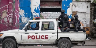 Police-officers-patrol-streets-of-haiti.webp.webp