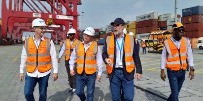 Port-Terminal-a-contenur.jpeg