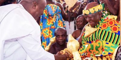 President-Mahama-with-Asantehene-Otumfuo-Osei-Tutu-II.jpg