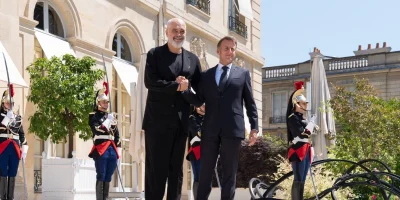 Rama-macron-1.webp.webp