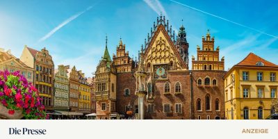 Rathaus20Breslau20shutterstock_2357372047.jpg