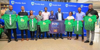 Stanbic-Bank-Run-Club-members-and-other-officials-display-the-Virunga-Gorilla-Marathon-2026-Kit.jpg