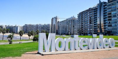 cartel-Montevideo.jpg