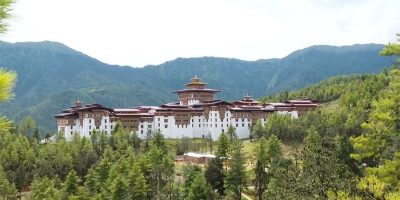 dungkar-dzong.jpg