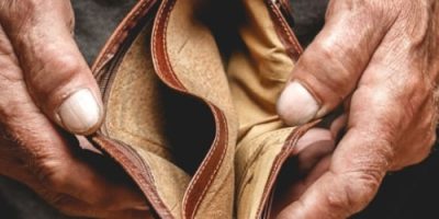 empty-wallet-poverty-finance.jpg