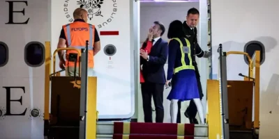 macron-1.webp.webp