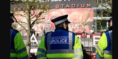 politie-sponsor-premier-league-stadion-politist.webp.webp