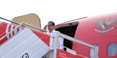 presiden-naik-pesawat.jpg