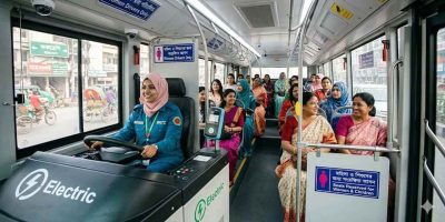 ঢাকার-রাস্তায়-চলবে-নারীদের-জন্য-পৃথক-বাস.jpg