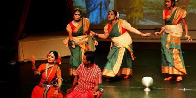 লন্ডনের-মঞ্চে-জসীমউদ্দীনের-কালজয়ী-নৃত্যনাট্য-‘নকশী-কাঁথার-মাঠ.jpg